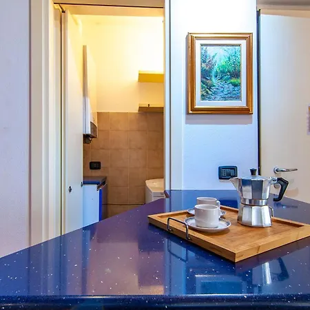 Apartamento Dimora Teatro 4 With 3 Sleeps And Balcony
